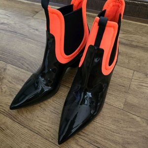 프라다 앵클부츠