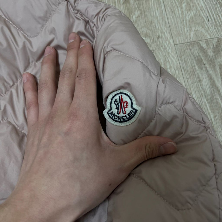 몽클레어 여성 와펜 퀼티드 패딩 점퍼 L/100 이미지