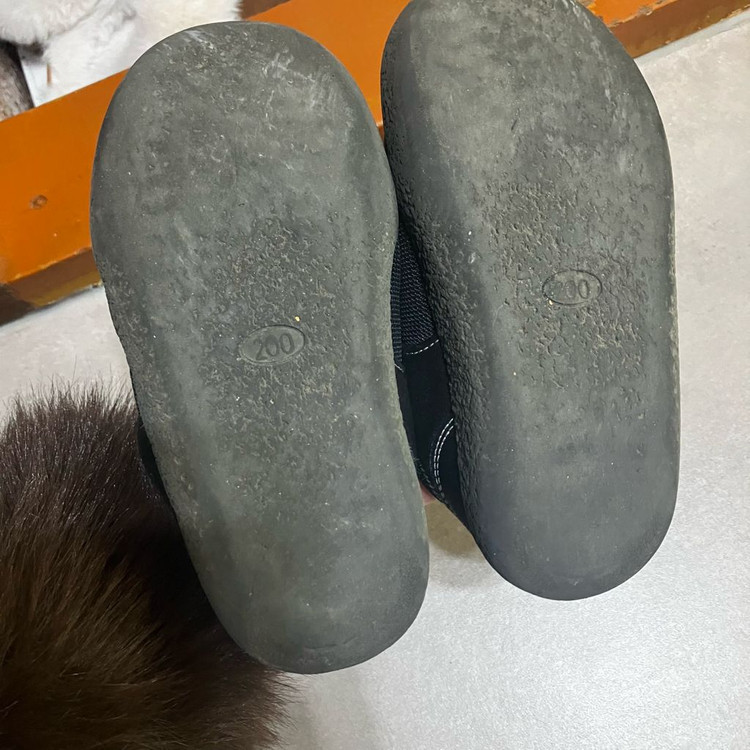 키즈 뉴발란스 190 & abc마트 검정운동화 200 이미지