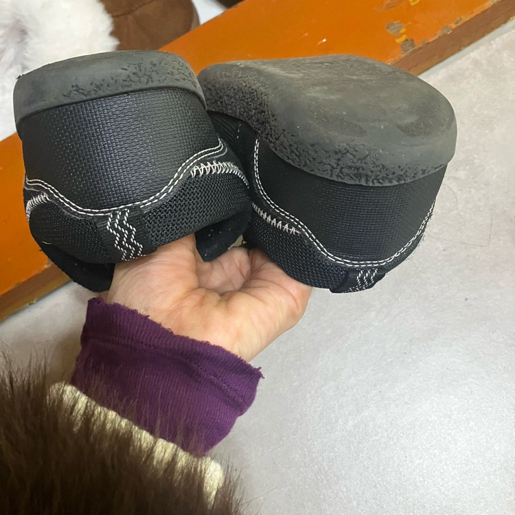 키즈 뉴발란스 190 & abc마트 검정운동화 200 이미지