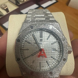 오데마피게 로얄x크