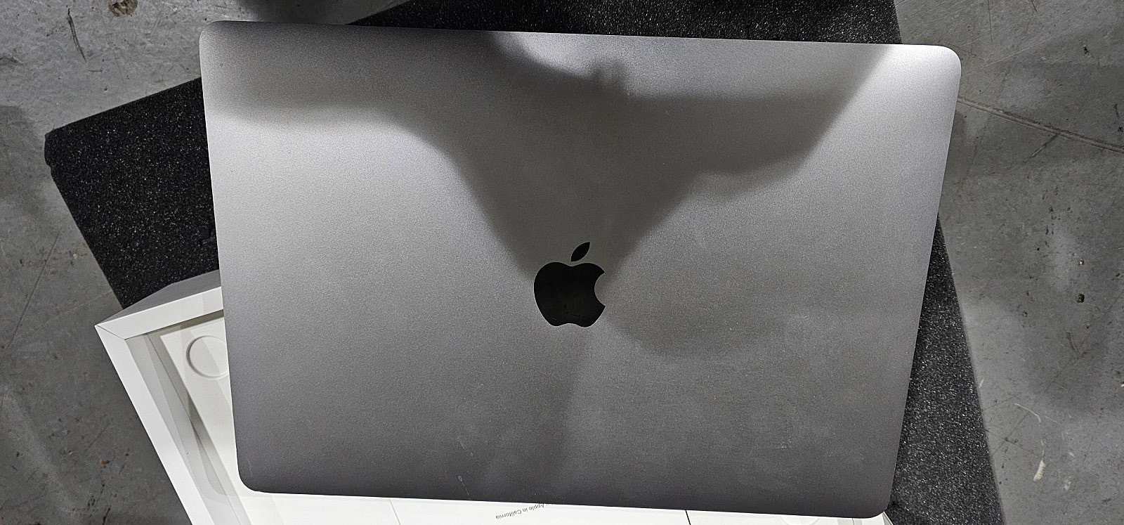[판매] 애플 맥북프로 13인치 (M1, 8G, 512G, 스페이스그레이) [MYD92KH/A] 이미지