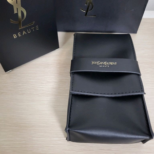 정품) 입생로랑 브러쉬 세트 (코스메틱)