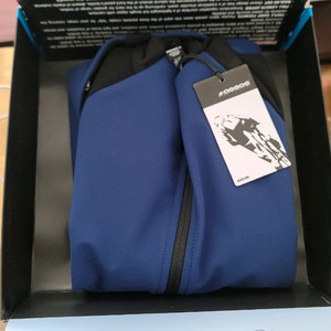 새상품(가격내림)아소스 밀레 윈터 겨울 자켓