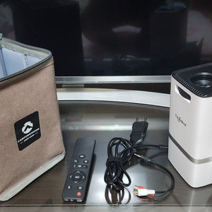 휴대용 빔프로젝터