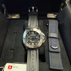 파네라이 루미노르 섭머저블 44m pam01024 이미지