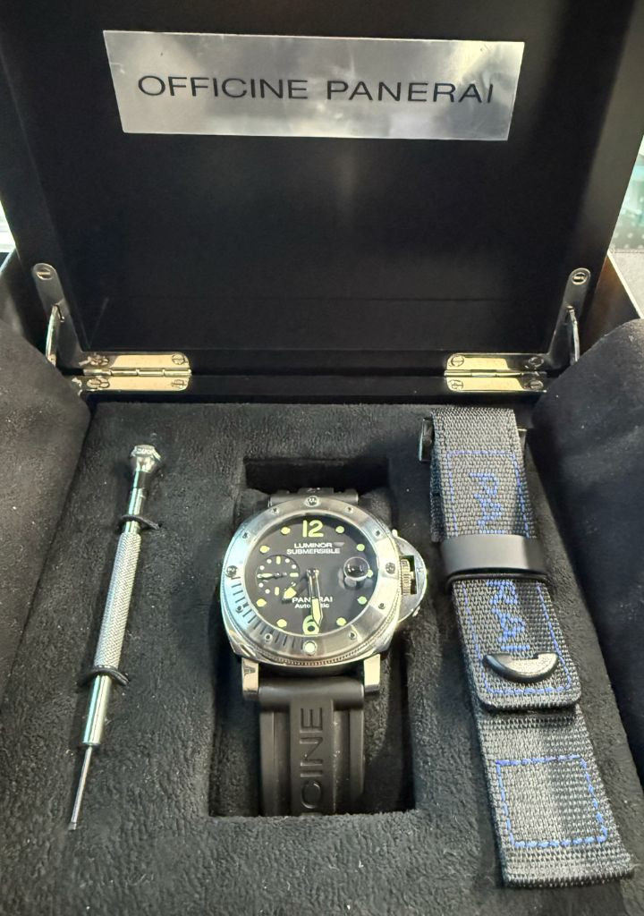 파네라이 루미노르 섭머저블 44m pam01024 이미지