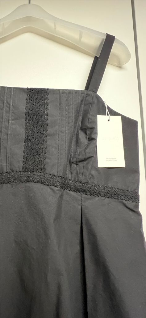 (새상품) 르플레인 레이스 슬리브리스 민소매 끈 블랙 원피스--3