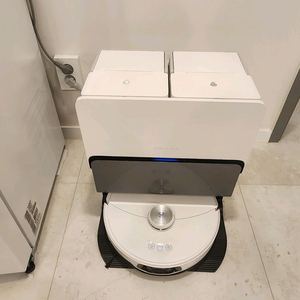 로보락 S8 MaxV Ultra 로봇청소기 판매합니다