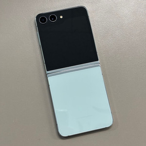 갤럭시Z플립5 민트색상 256용량 무잔상 서브용 배달용 게임용 추천 상태좋은단말기 가성비폰