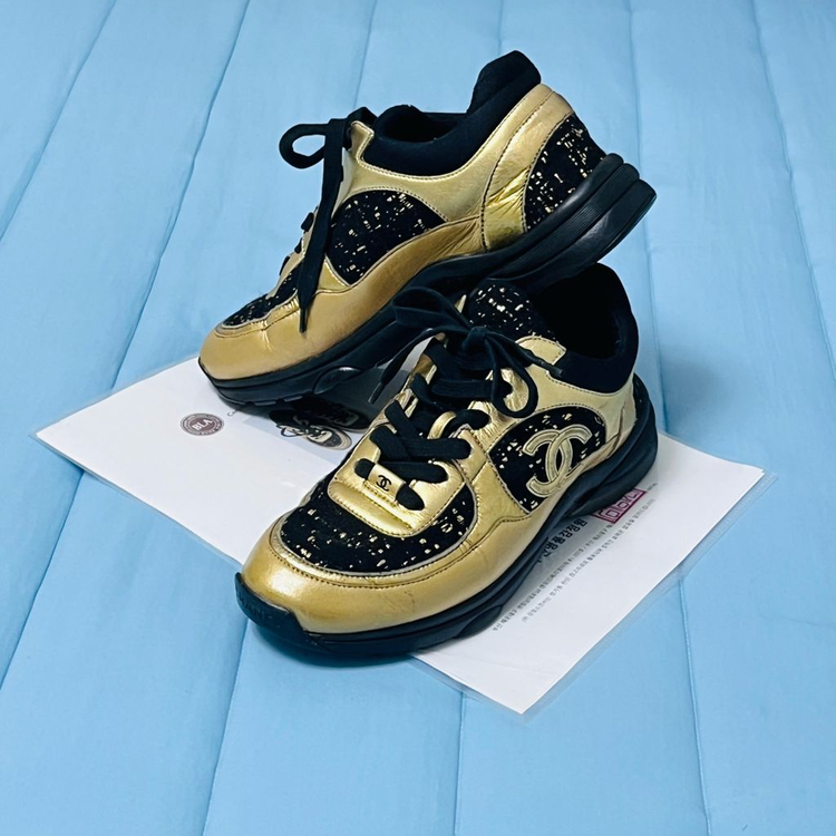 샤넬CC 로고 트워드 골드 레더 스니커즈--2