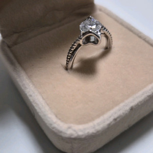 모이사나이트 1캐럿 925실버 반지 이미지