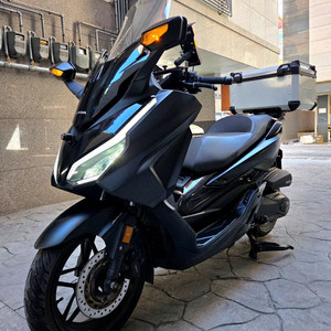 혼다 포르자350 24년식 사용검사완료,블박 2채널,소모품 올점검