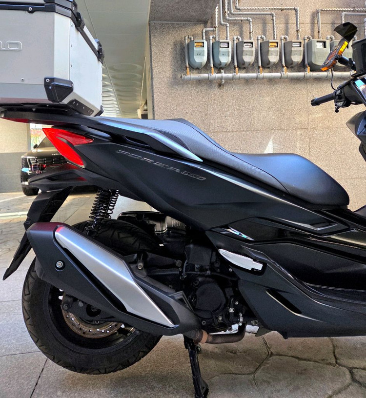 혼다 포르자350 24년식 사용검사완료,블박 2채널,소모품 올점검--5