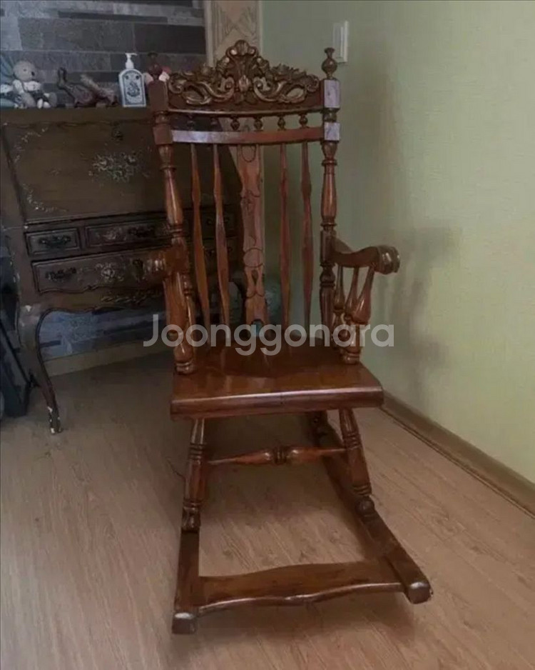 원목 흔들의자--2