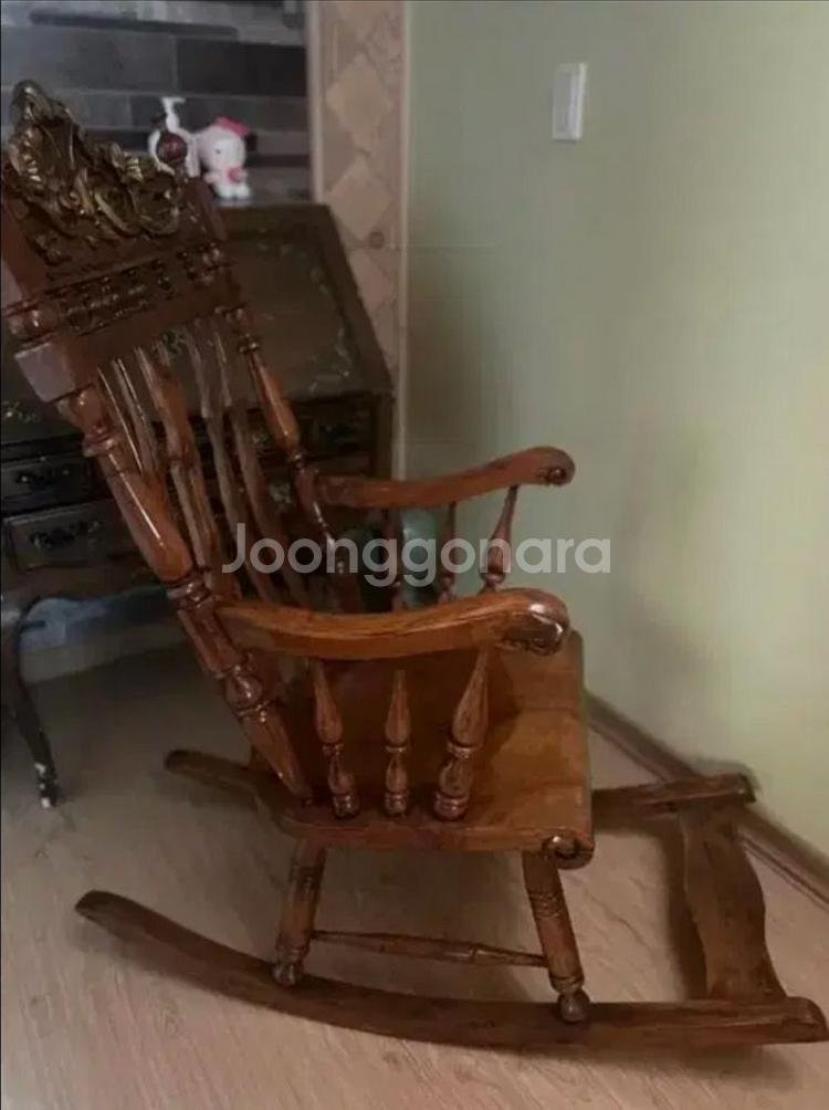 원목 흔들의자--5