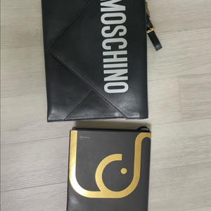 모스키노 블랙 클러치백