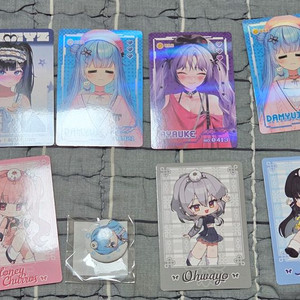 선제시)허니즈 포토카드 키링 캔뱃지 팝니다