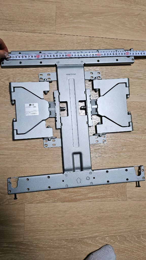 LG 60인치 TV벽걸이 브라켓 팝니다 이미지