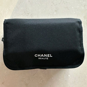 샤넬 뷰티 트래블 파우치 옷걸이 파우치