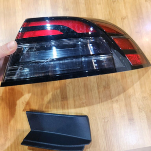 신형 혼다 어코드하이브리드 우측 후미등 정품