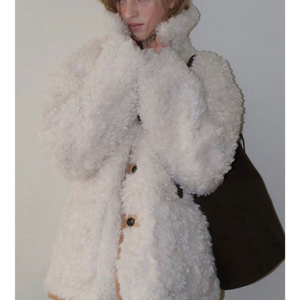 (*실사 참고) 썸웨어버터 퍼 리버시블 무스탕 베이지 (1회착용)