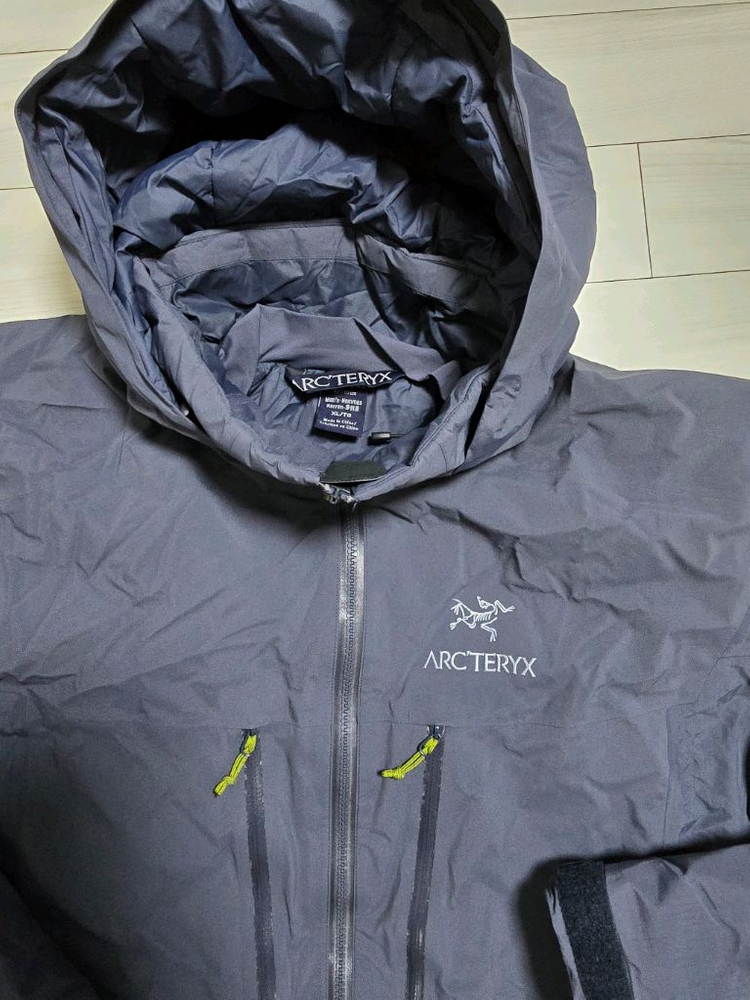 아크테릭스 고어텍스 패딩 XL 그레이 정품 운포--2
