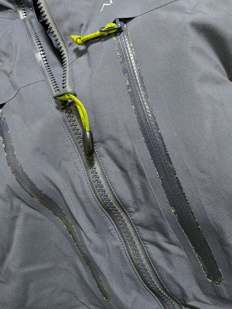 아크테릭스 고어텍스 패딩 XL 그레이 정품 운포--8