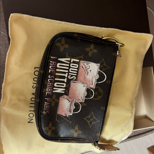 루이비통 포쉐트 악세수아 파리 빈티지