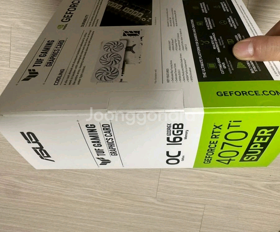 RTX 4070 Ti SUPER 그래픽카드--1