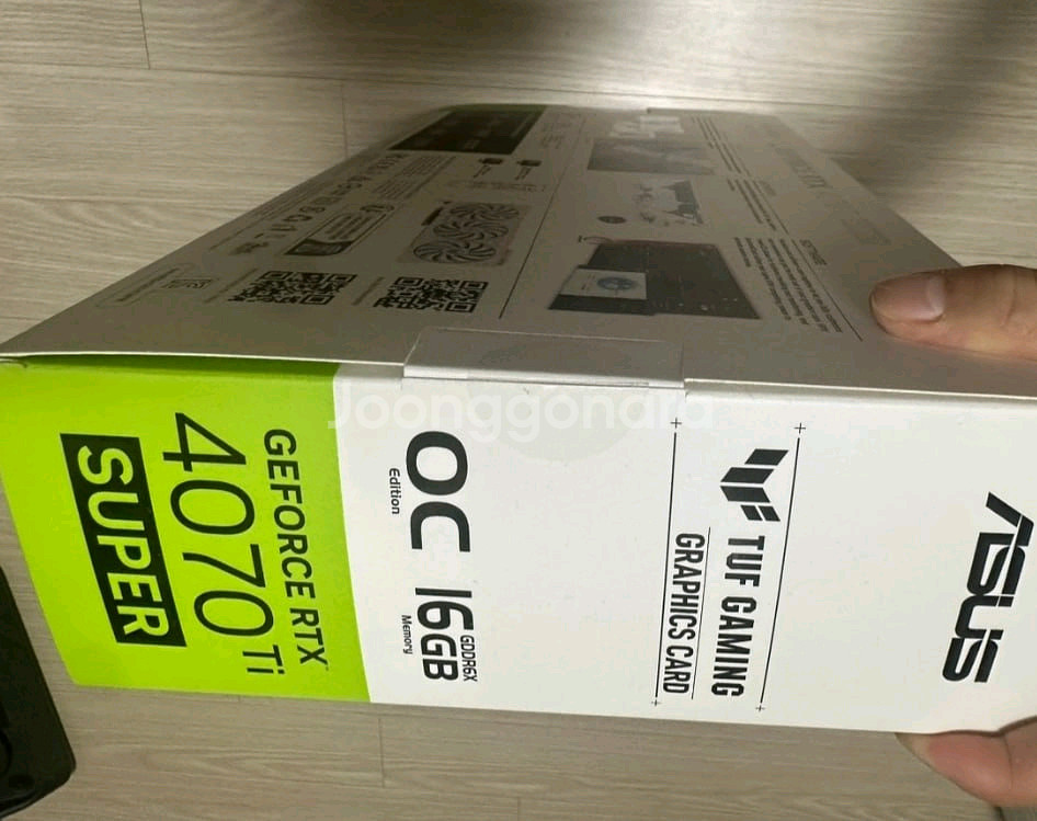 RTX 4070 Ti SUPER 그래픽카드--2