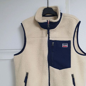 리바이스 후리스 업 베스트 아디다스 룰루레몬 이미지