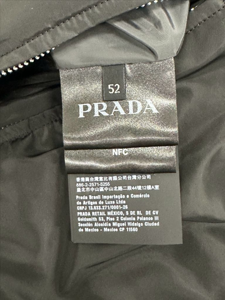 (52)프라다 삼각로고 리버시블 경량 패딩 자켓 이미지