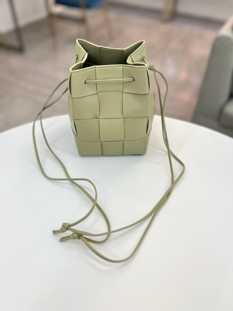 [중고명품 럭스올 울산점] 보테가베네타 스몰 레더 카세트 버킷백 카키--6