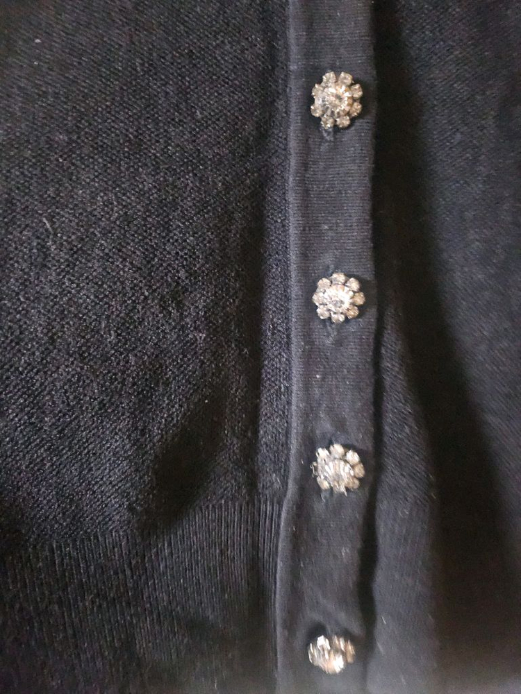 자라 쥬얼버튼 니트 가디건 블랙 색상 S사이즈 이미지