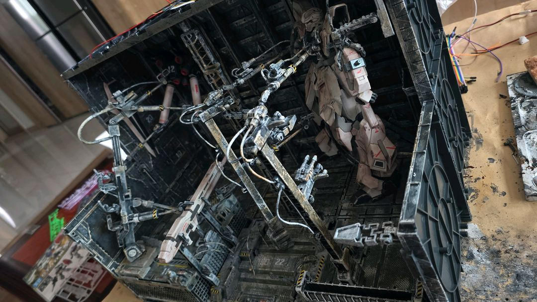 MG 건담 격납고 디오라마--5