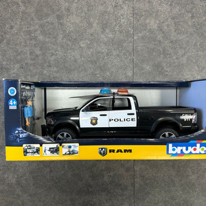 브루더 RAM 경찰차
