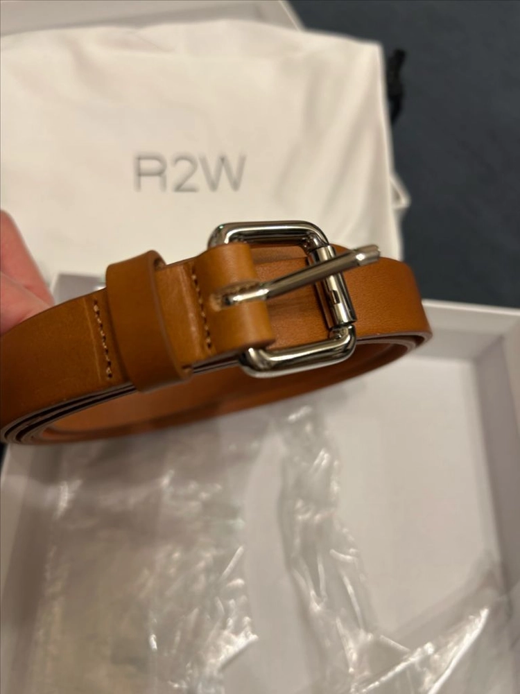 레디투웨어 / R2w/ 알투더블유 / 이미지