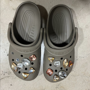 크록스 클로그 w6m4 (230-235) +털깔창 +지비츠