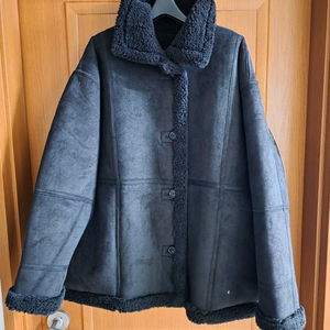 (새상품) 블랙 리버시블 스웨이드 롱무스탕(국내 상품)(큰 사이즈도가능)