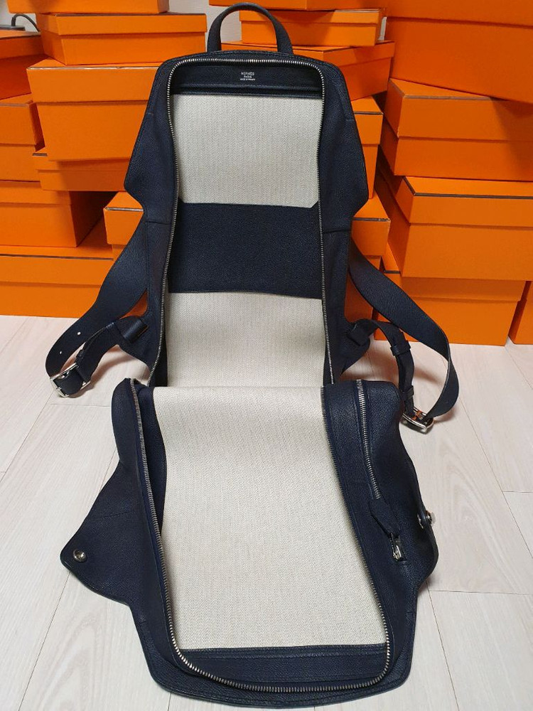 정품 에르메스 백팩 네이비--6