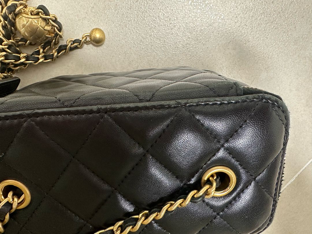 정품 샤넬 직사각 베니티 골드볼 이미지