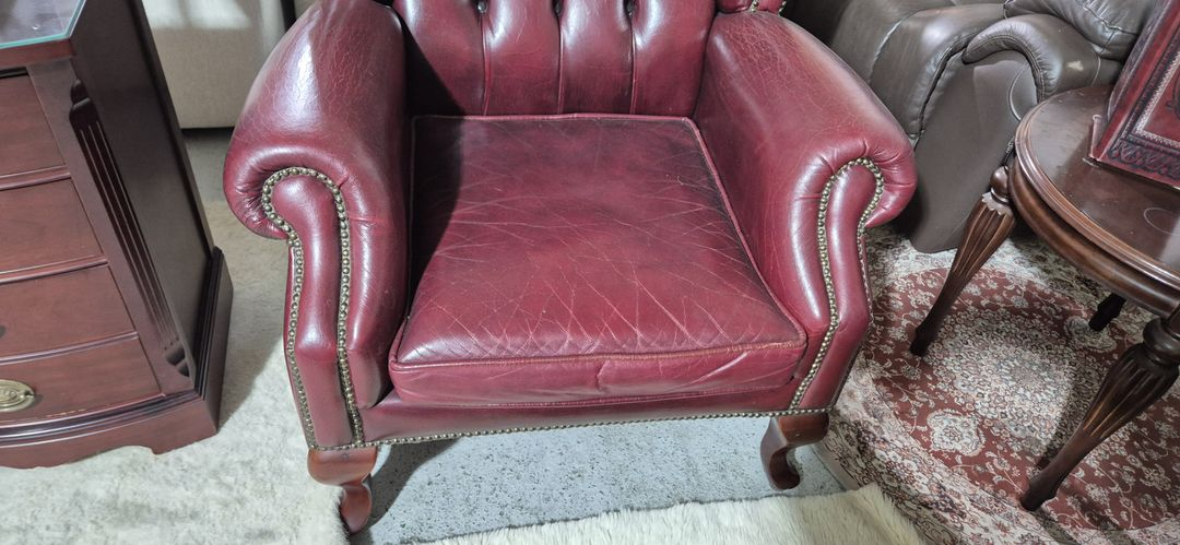 수입 체스터필드 이태리 전체 천연가죽 3+1인 소파+오토만--7