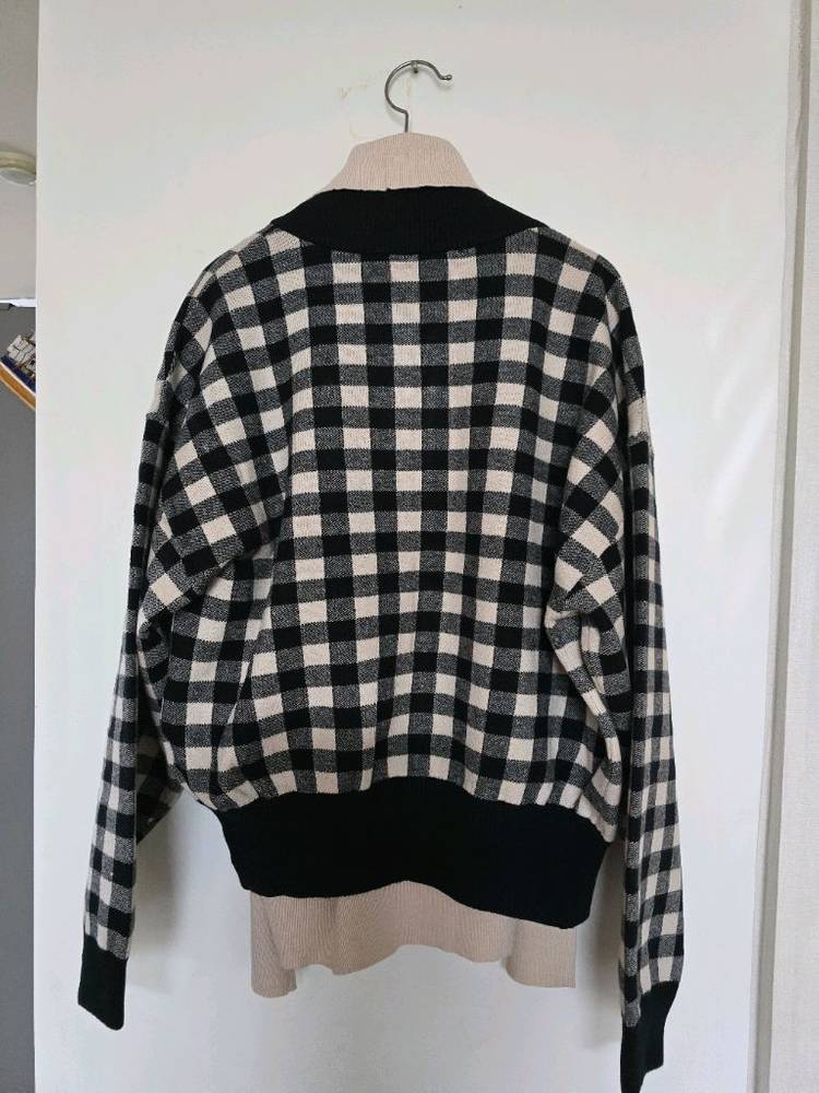 (새상품)칼라거펠트 집업자켓+니트(77) 이미지