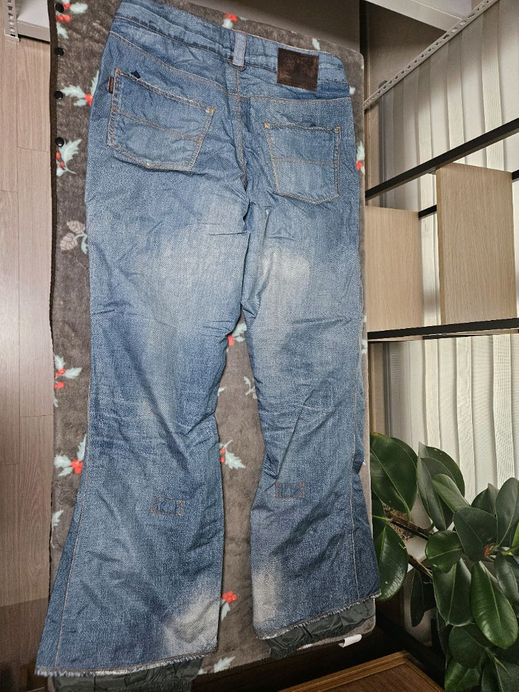 [L]버튼 더진스 고어텍스 청바지 스노우보드복--2