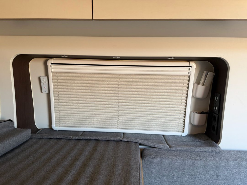 캠핑카 르노마스터 월든모빌 월든익스페디션 이미지