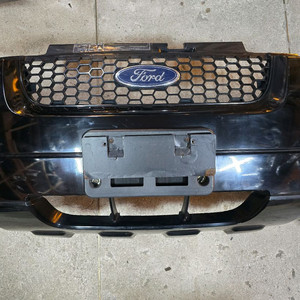 포드 이스케이프 앞범퍼 이미지