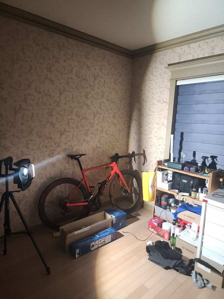 보쉬 LED랜턴 GLI 18V-4000C 이미지