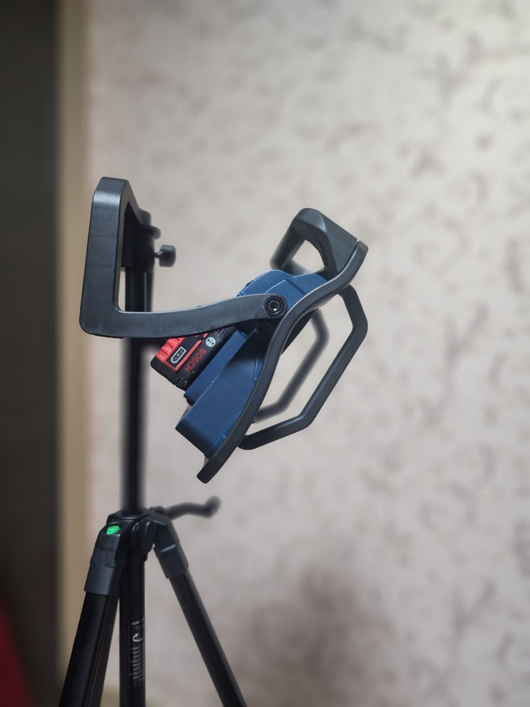 보쉬 LED랜턴 GLI 18V-4000C 이미지