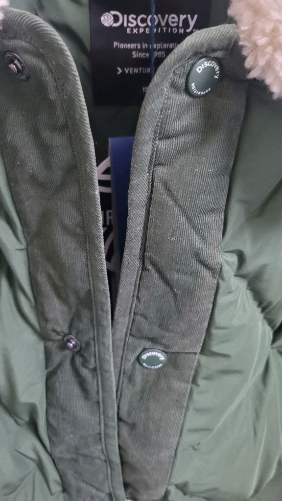 새상품)디스커버리 남성 카라넥 튜브 구스다운 경량패딩 100--4